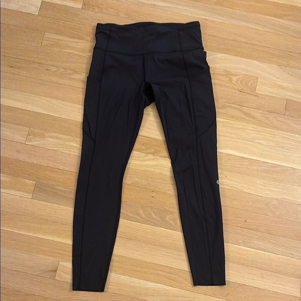 Black Lululemon Leggings with pockets